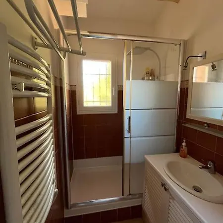 Le Chant Des Cigales Duplex Climatise Pres Des Plages Apartment Sausset-les-Pins